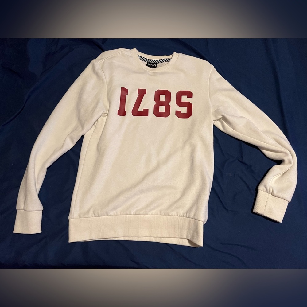 White sweatshirt
